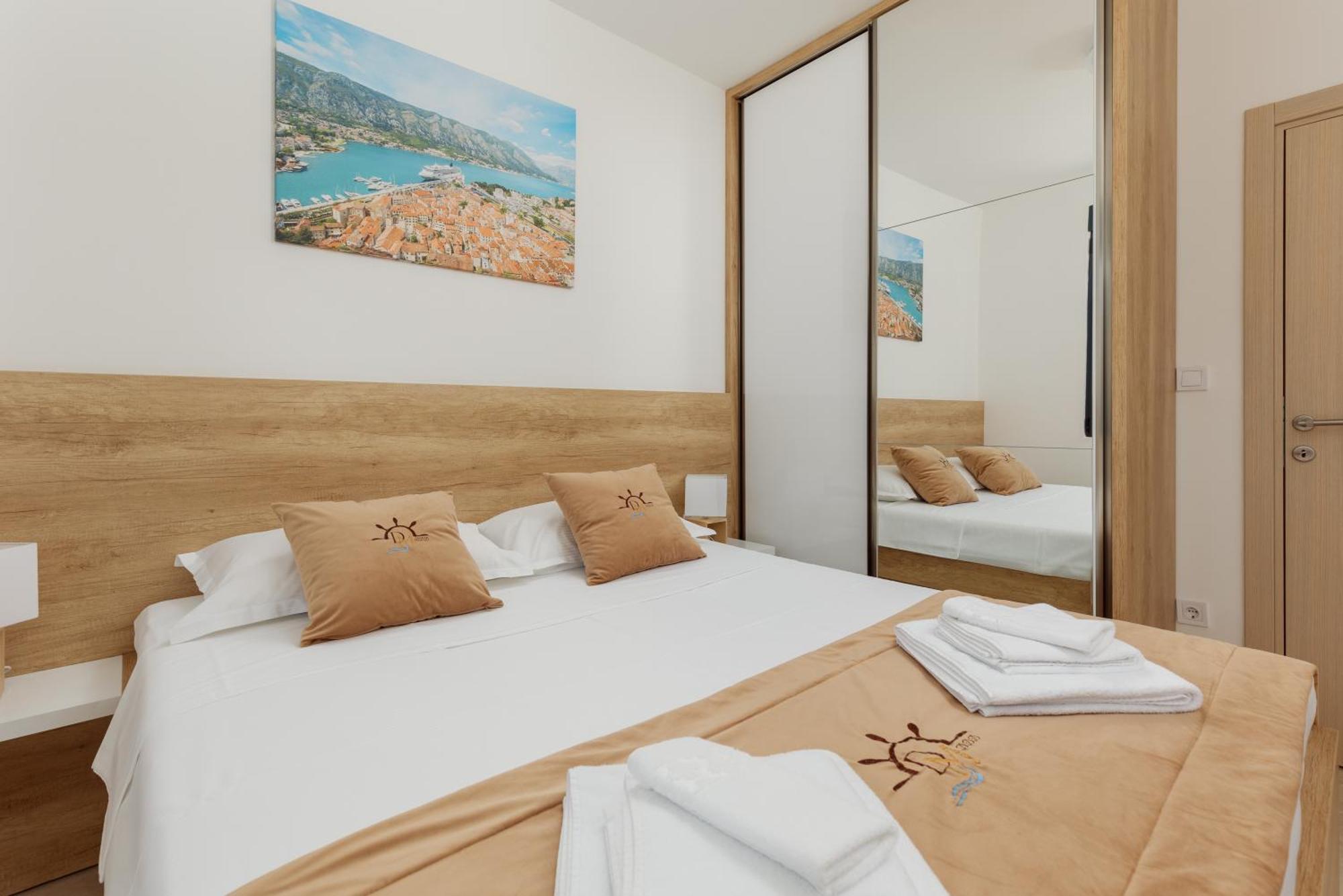 Dm Apartments Kotor Ngoại thất bức ảnh